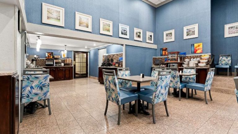 Best Western Riverside Inn