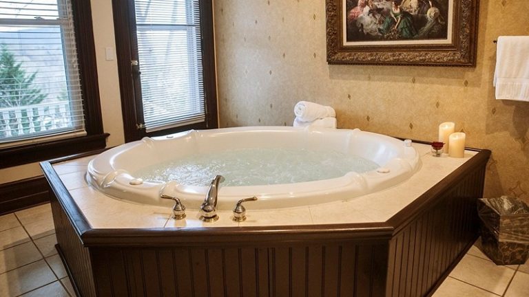 Biltmore Village Inn Bed & Breakfast