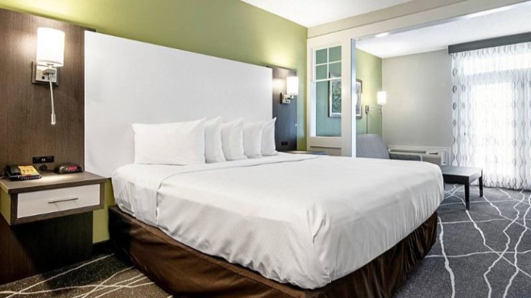 Clarion Inn Willow River