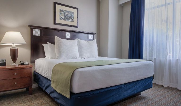 Wyndham Vacation Resorts at National Harbor