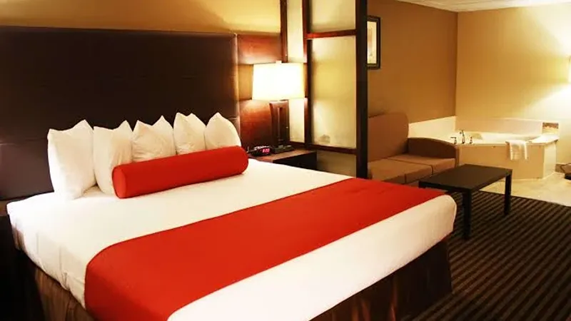 Comfort Inn & Suites Copley Akron