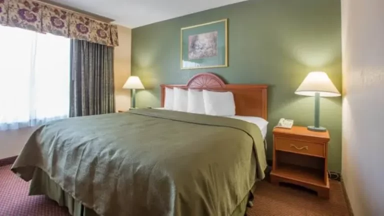 Comfort Inn & Suites Dayton North