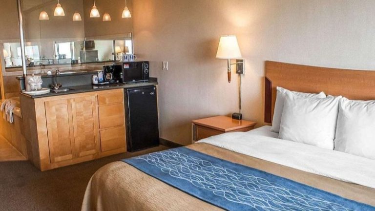 Comfort Inn and Suites