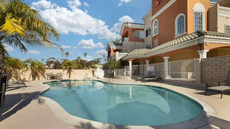 Comfort Suites Oceanside Camp Pendleton Area