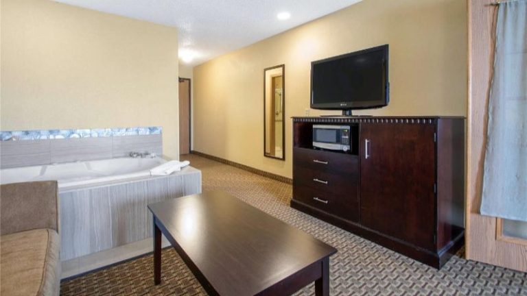 Comfort Suites Wisconsin Dells Area