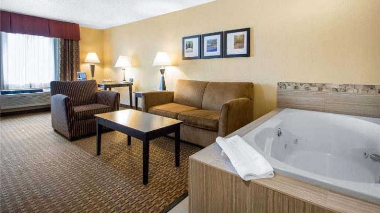 Comfort Suites Wisconsin Dells Area