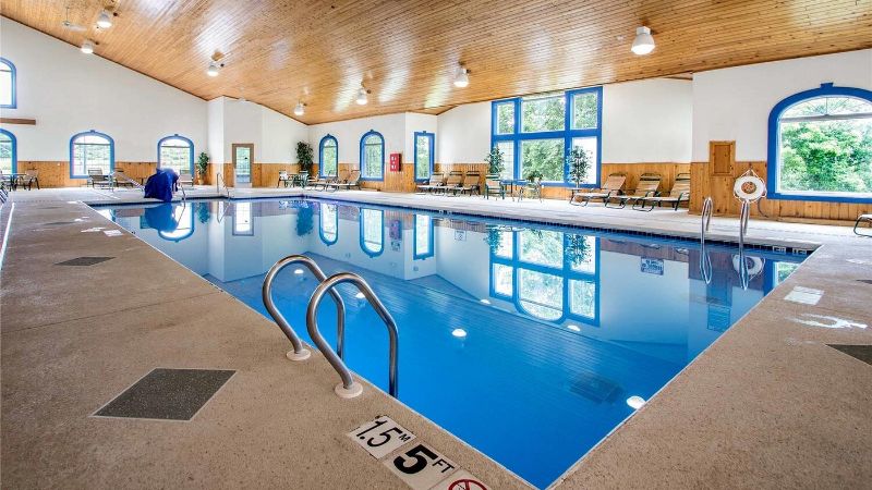 Comfort Suites Wisconsin Dells Area, room with private jacuzzi, photo 6