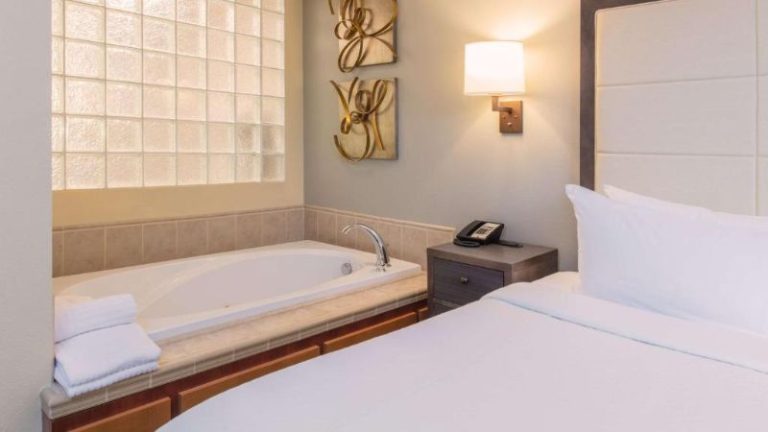 Copperleaf Boutique Hotel & Spa