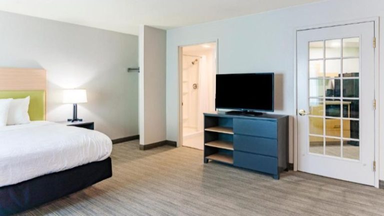 Country Inn & Suites by Radisson, Appleton, WI
