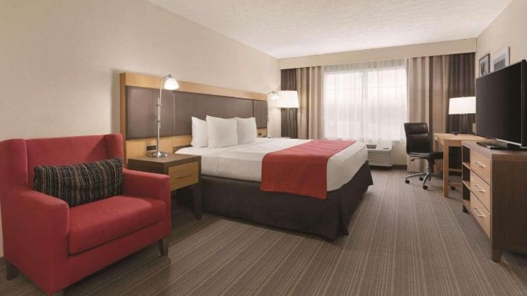 Country Inn & Suites by Radisson, Fairborn South, OH