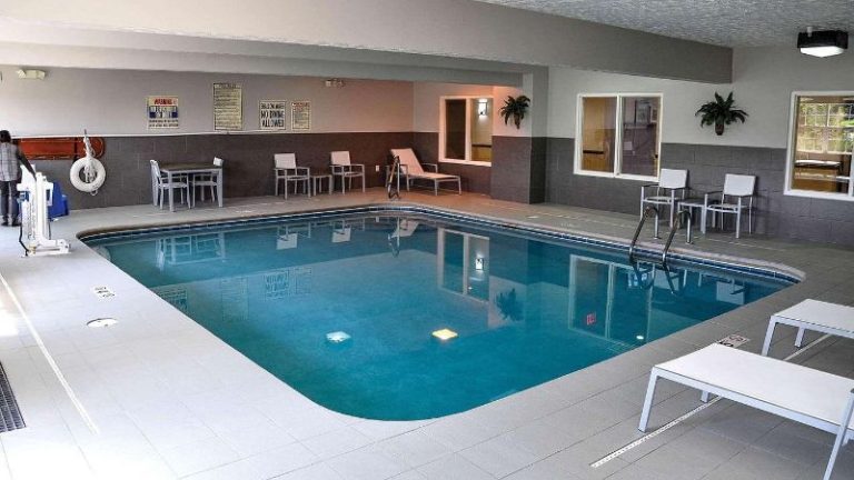 Country Inn & Suites by Radisson, Fairborn South, OH