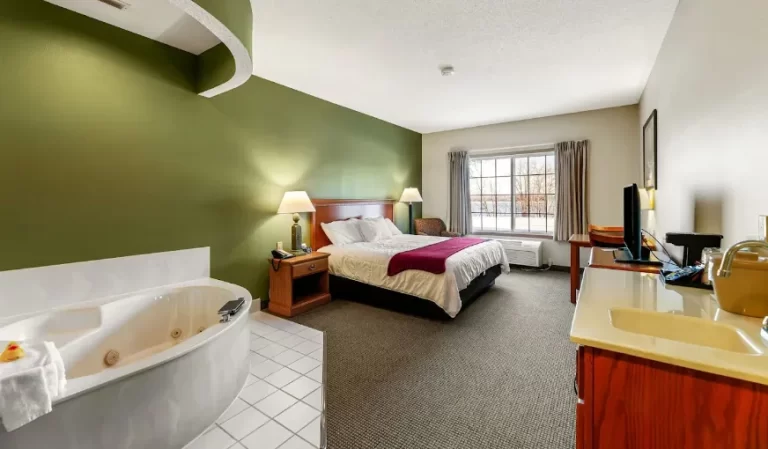 Country Inn Walker