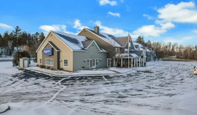 Country Inn Walker