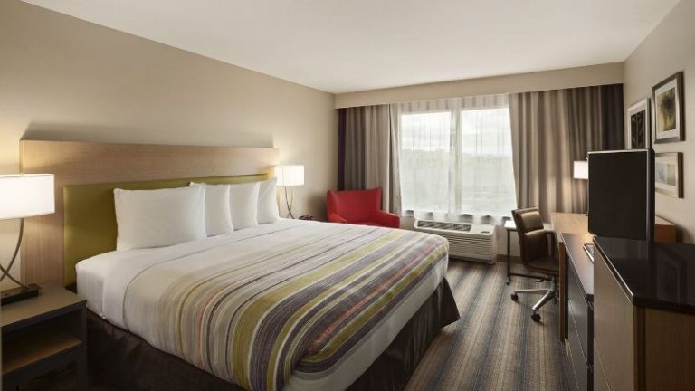 Country Inn & Suites by Radisson, Sandusky South, OH