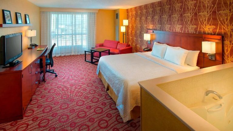 Courtyard by Marriott Niagara Falls