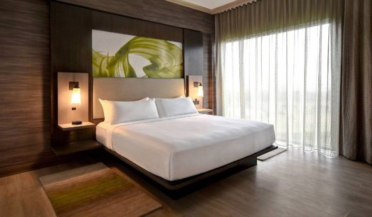 Dallas/Fort Worth Marriott Hotel & Golf Club at Champions CirclekXce Airport