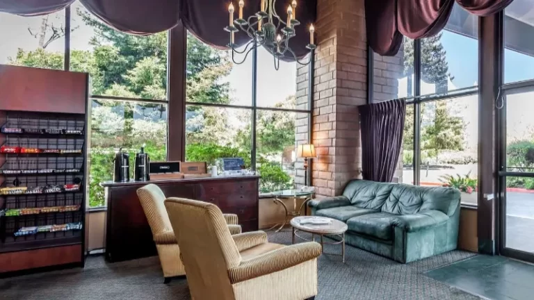 Days Inn & Suites by Wyndham Sunnyvale