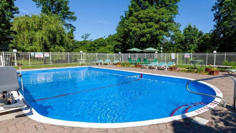 Days Inn by Wyndham Nanuet / Spring Valley