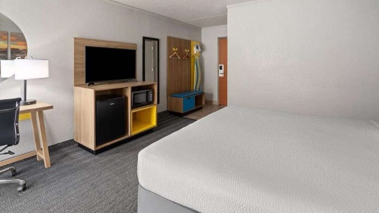 Days Inn by Wyndham Ann Arbor