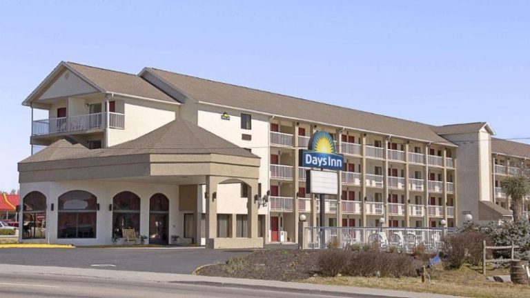 Days Inn by Wyndham Apple Valley Pigeon Forge/Sevierville