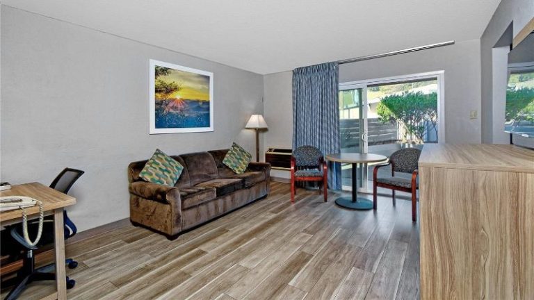 Days Inn by Wyndham Novato/San Francisco