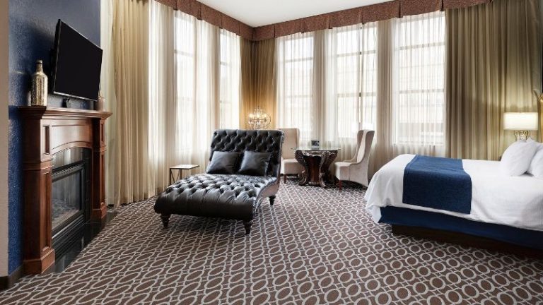 Des Lux Hotel