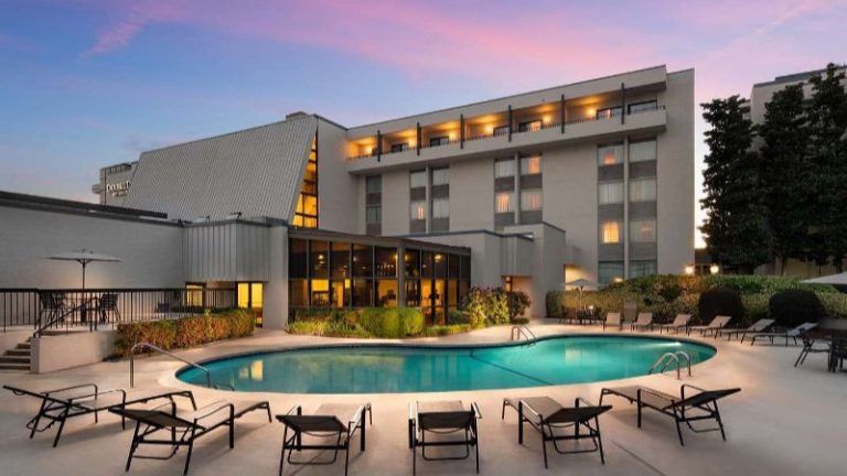 DoubleTree by Hilton Hotel Columbia