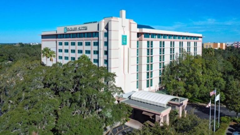 Embassy Suites by Hilton Tampa USF Near Busch Gardens