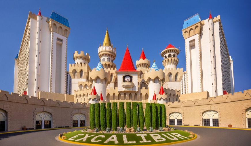 Excalibur, room with private jacuzzi, photo 5