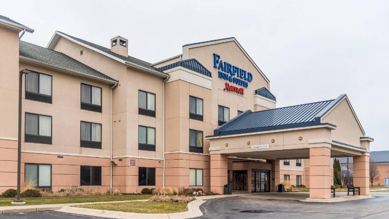 Fairfield Inn & Suites by Marriott Muskegon Norton Shores, room with private jacuzzi, photo 6