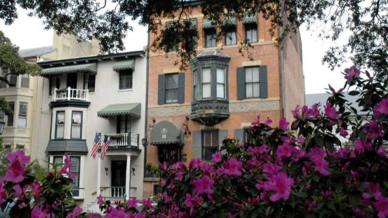 Foley House Inn, room with private jacuzzi, photo 6