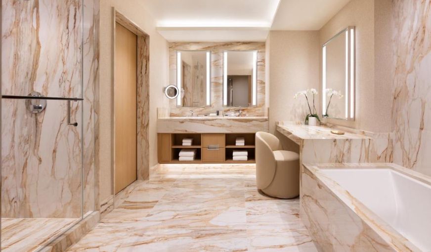 Green Valley Ranch Resort and Spa, room with private jacuzzi, photo 2