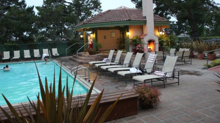 Half Moon Bay Lodge