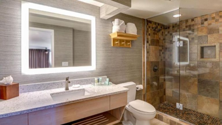 Hallmark Resort & Spa Cannon Beach