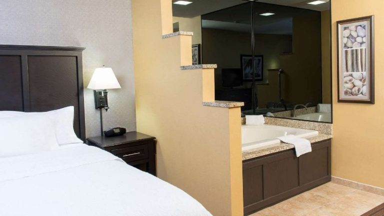 Hampton Inn Holland