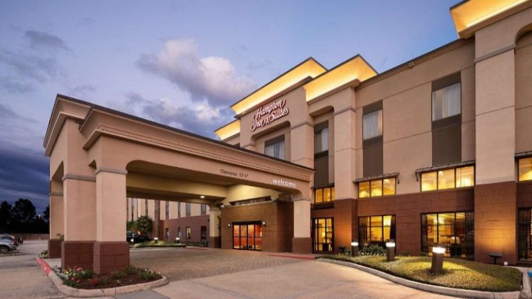 Hampton Inn & Suites Baton Rouge – I-10 East