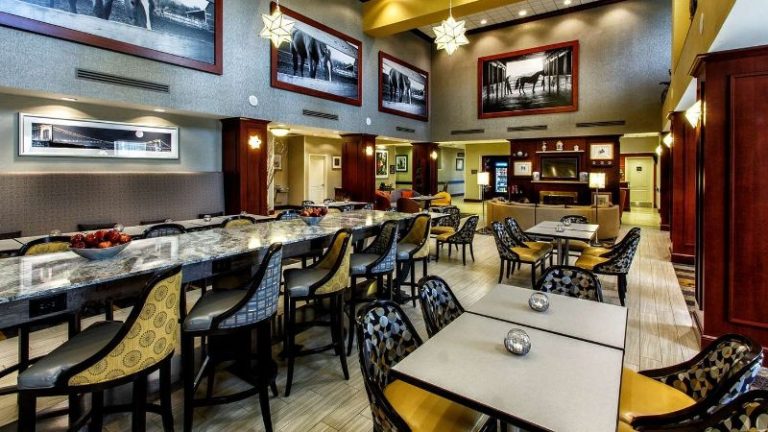 Hampton Inn & Suites Staten Island