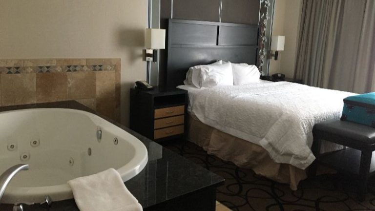 Hampton Inn & Suites Buffalo Downtown