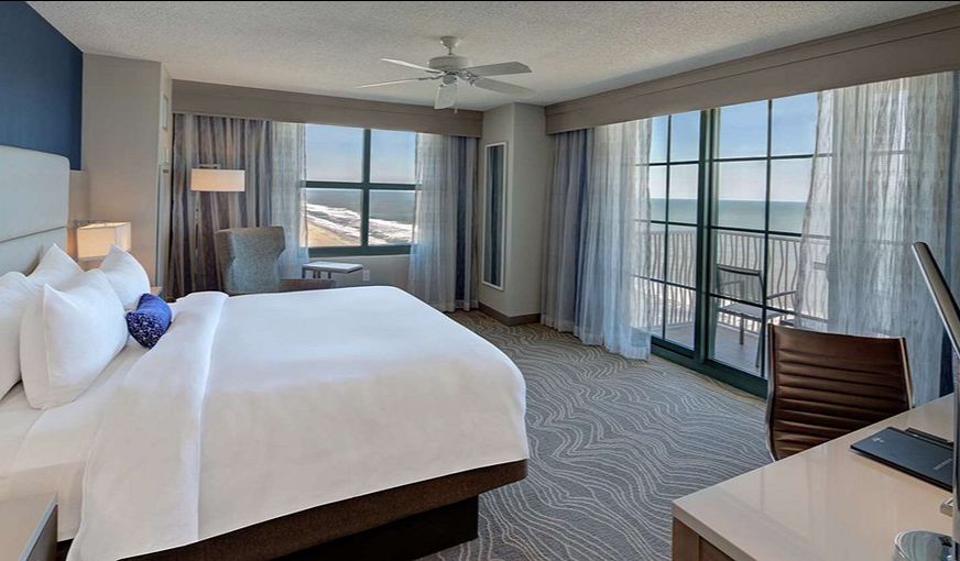Hilton Virginia Beach Oceanfront, room with private jacuzzi, photo 3