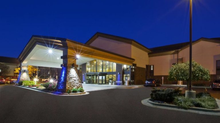 Holiday Inn Express Detroit-warren (GM Tech Ctr)