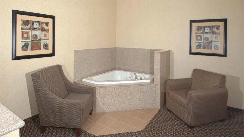 Holiday Inn Express & Suites Nampa – Idaho Center, an IHG Hotel, photo 2