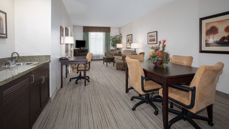 Holiday Inn Express & Suites Oro Valley-Tucson North, an IHG Hotel