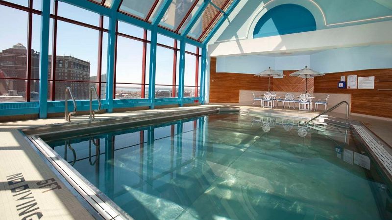 Hyatt Regency Buffalo / Hotel and Conference Center, room with private jacuzzi, photo 6