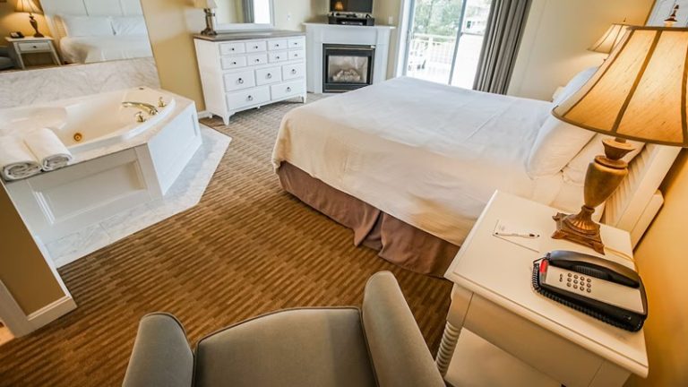 InnSeason Resorts Captain’s Quarters