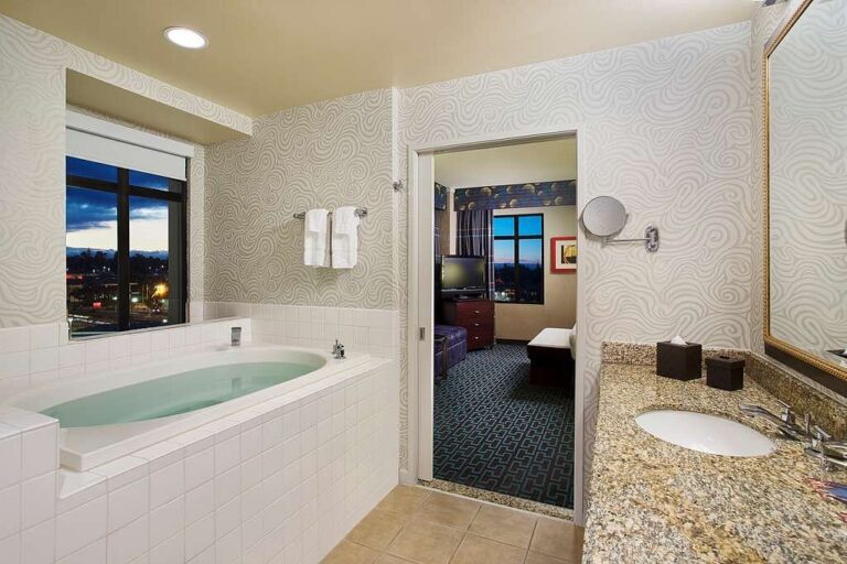 Juniper Hotel Cupertino Curio Collection By Hilton