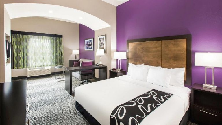 La Quinta Inn & Suites by Wyndham Baton Rouge Denham Springs