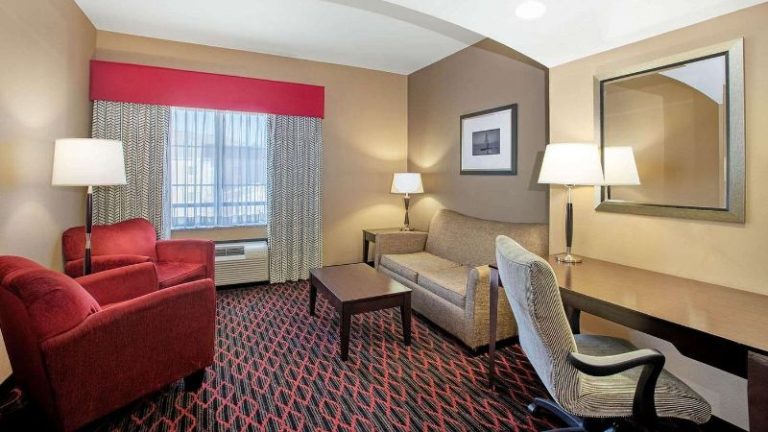 La Quinta Inn & Suites by Wyndham Conway