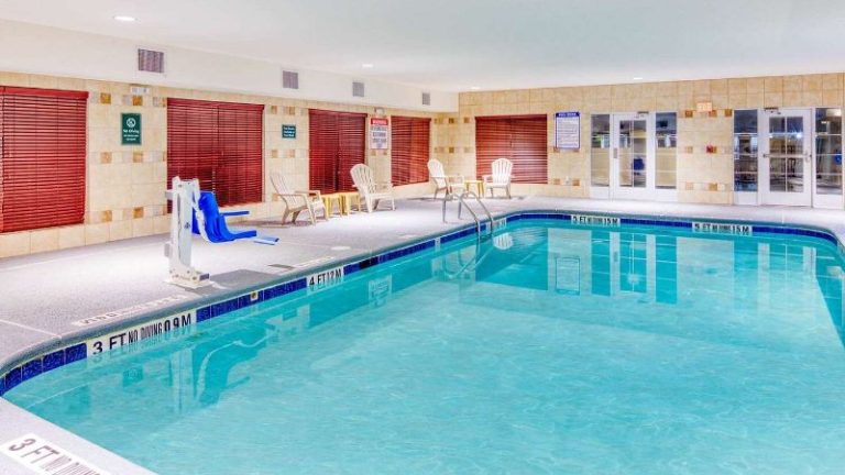 La Quinta Inn & Suites by Wyndham Macon West