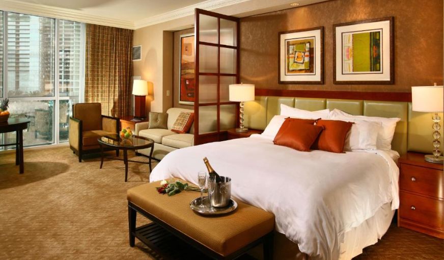 Luxury Suites International At The Signature, room with private jacuzzi, photo 4