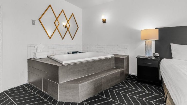 Masterpiece Hotel